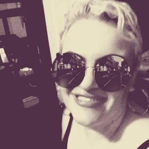 Meet your Posher, Margarita